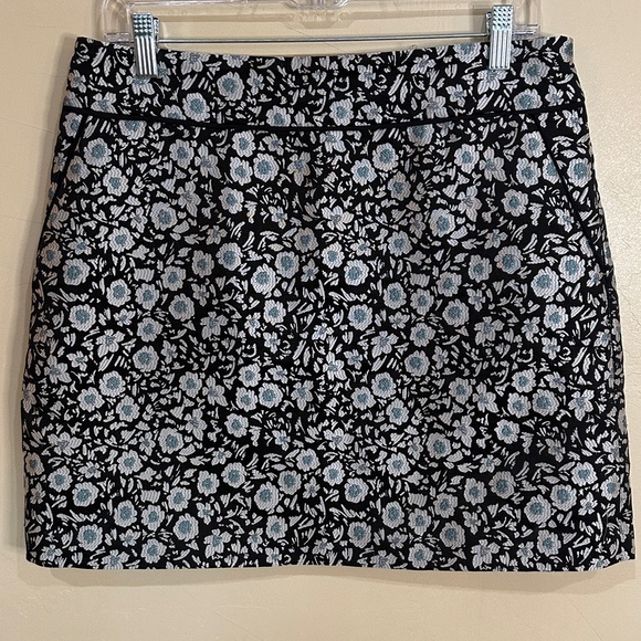 LOFT Dresses & Skirts - NEW LOFT Black Blue Silver Floral Jacquard Mini Pencil Skirt with pockets Sz 8